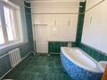 Отдельный дом · 6 комнат · 240 м², Пармен за 250 000 〒 в Шымкенте, Каратауский р-н — фото 6