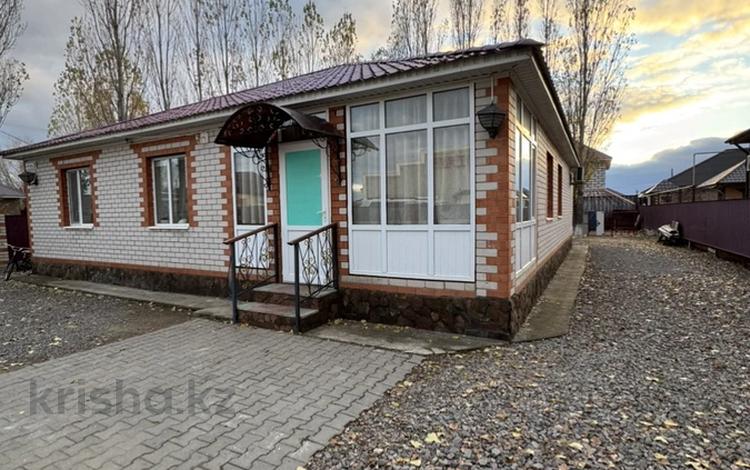 Үйдің бір бөлігі · 4 бөлме · 170 м² · 9 сот., мкр 12, Рассвет дидар 9, бағасы: 26 млн ₸ в Актобе — фото 2
