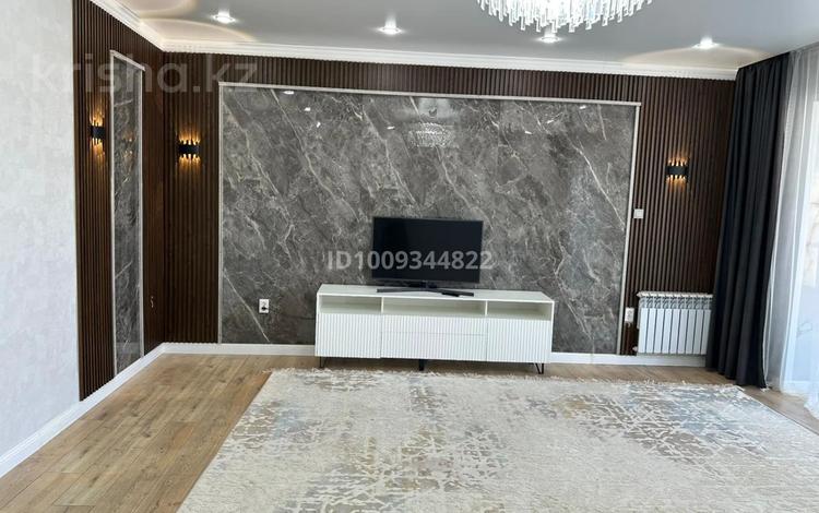 3-бөлмелі пәтер · 120 м² · 9/10 қабат, мкр Кадыра Мырза-Али, бағасы: 70 млн ₸ в Уральске — фото 2