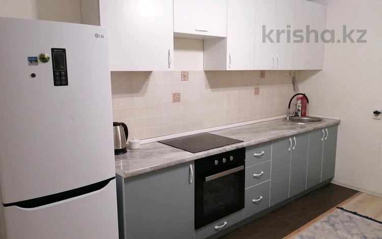 3-комнатная квартира · 130 м² · 8/20 этаж, Иманбаева 11 — Кенесары за 390 000 ₸ в Астане, р-н Байконур — фото 2
