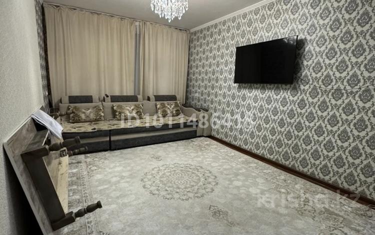 2-бөлмелі пәтер · 43.8 м² · 1/5 қабат, мкр Самал 34, бағасы: 15 млн ₸ в Таразе — фото 2