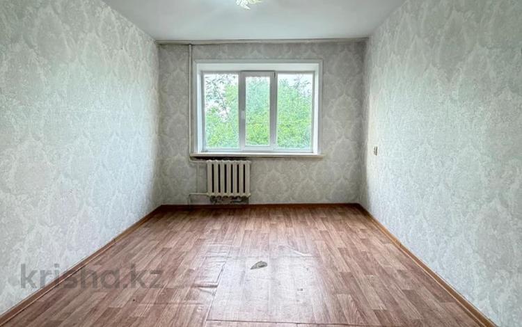 3-комнатная квартира · 60.6 м² · 4/5 этаж, Бектурова 18 — Горячая цена! за 19.5 млн ₸ в Павлодаре — фото 2