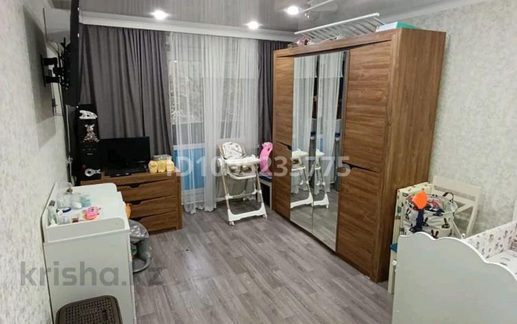 1-бөлмелі пәтер · 32 м² · 5/5 қабат, Акбулак 17 — 1 мкр, бағасы: 9 млн ₸ в Таразе — фото 2