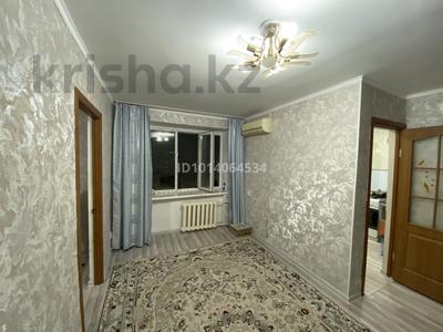 2-комнатная квартира · 42 м² · 2/4 этаж, Партизанская 88 кв16 — 4 школ за 11 млн ₸ в Уральске