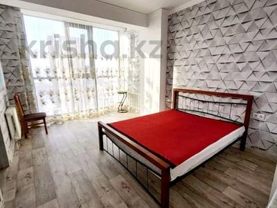Аренда квартир в Астане: 3-комнатная квартира · 80 м² · 12/19 этаж, Кабанбай-батыра 4/2 за 300 000 〒 3-комнатная квартира · 80 м² · 12/19 этаж, Кабанбай-батыра 4/2 за 300 000 〒 в Астане, Нура р-н