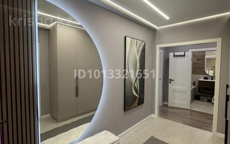 3-бөлмелі пәтер · 85 м² · 3/16 қабат, Абикена Бектурова 11, бағасы: 70 млн ₸ в Астане, Нура р-н — фото 2