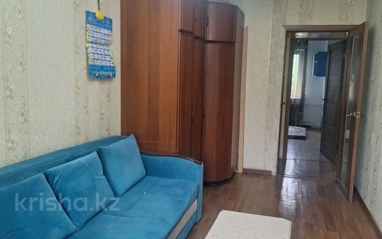 3-комнатная квартира · 68 м² · 4/4 этаж, мкр №3 22 — Абая за 200 000 ₸ в Алматы, Ауэзовский р-н — фото 2