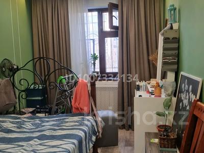 3-комнатная квартира · 58 м² · 2/4 этаж, Рашидова 100 — улицы Молдагулова за 23 млн ₸ в Шымкенте, Аль-Фарабийский р-н