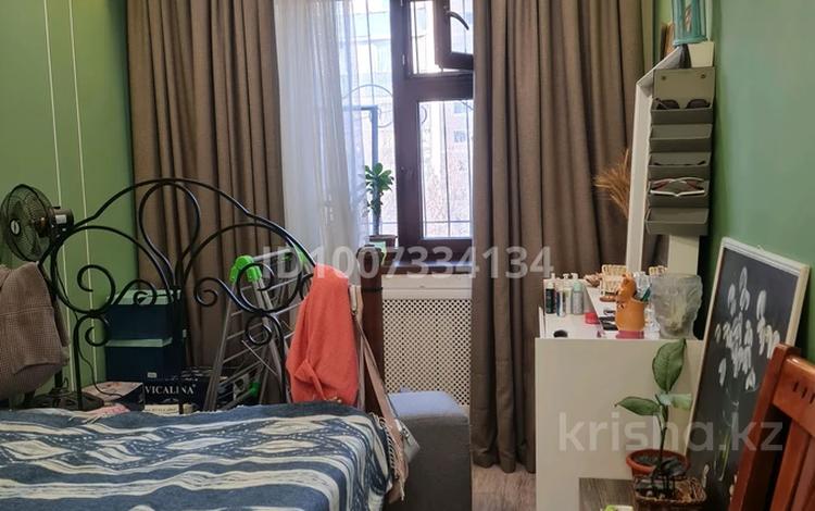 3-комнатная квартира · 58 м² · 2/4 этаж, Рашидова 100 — улицы Молдагулова за 23 млн ₸ в Шымкенте, Аль-Фарабийский р-н — фото 2