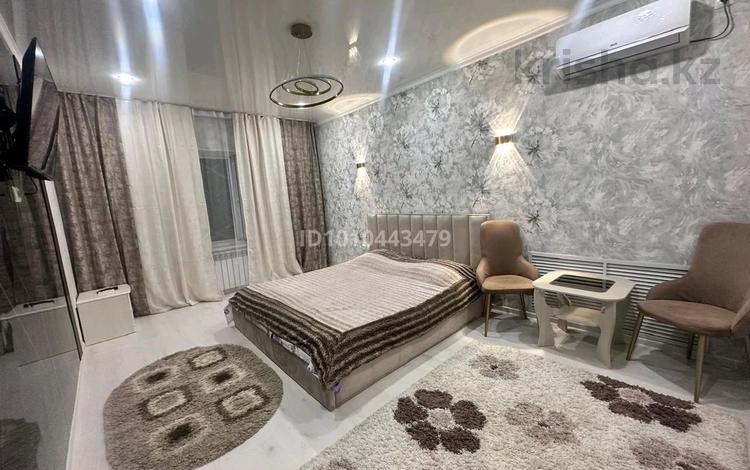 1-бөлмелі пәтер · 36 м² · 1/5 қабат, Алатау 42, бағасы: 15 000 ₸ в Таразе — фото 2