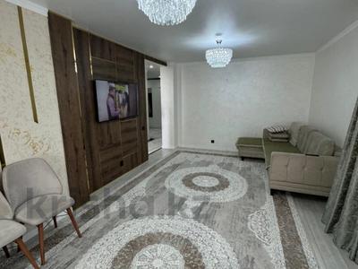 3-комнатная квартира · 107 м² · 7/9 этаж, Толеметова за 59 млн 〒 в Шымкенте, Каратауский р-н