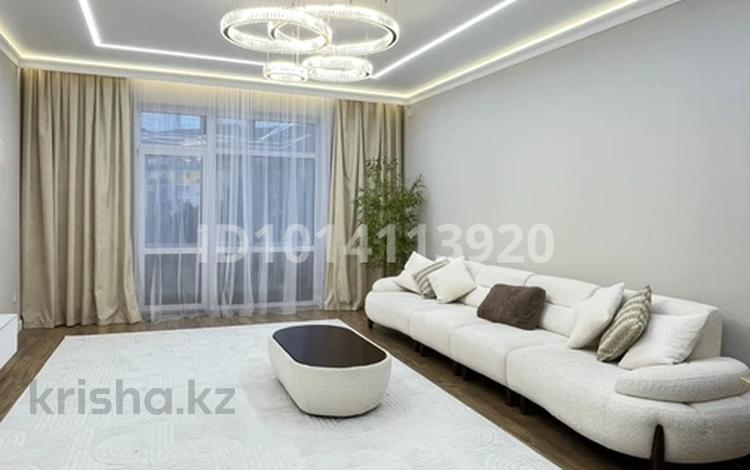 3-бөлмелі пәтер · 118 м² · 5/5 қабат, Исаева 71, бағасы: 70 млн ₸ в Уральске — фото 7