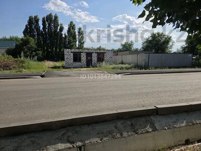 Отдельный дом · 2 комнаты · 50 м² · 10 сот., Жусанды 20 — Кирпичный за 15 млн ₸ в Актобе, жилой массив Кирпичный