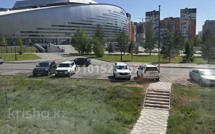 1-бөлмелі пәтер · 40 м² · 2/9 қабат, Туран 46Б, 46Б/1, 46Б/2 — Орынбор, бағасы: 15 000 ₸ в Астане, Нура р-н — фото 2
