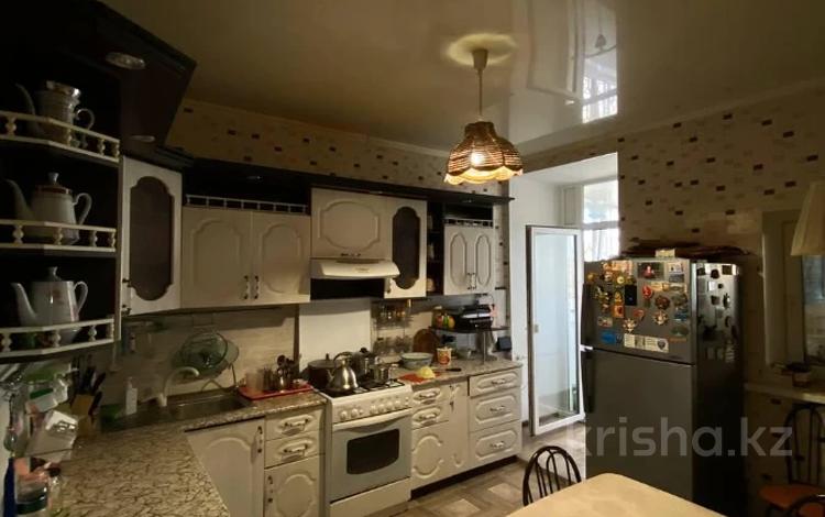 4-комнатная квартира · 140 м² · 2/2 этаж, Пушкина 201 за 46 млн ₸ в Костанае — фото 20