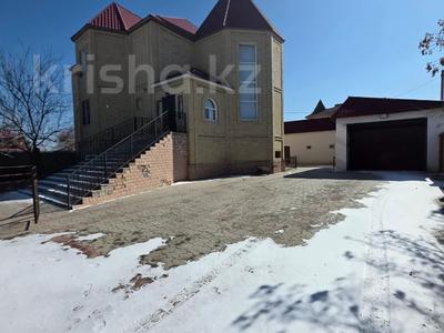 Отдельный дом · 4 комнаты · 406.6 м² · 10 сот., Газизы жубановой 76 за 110 млн ₸ в Атырау