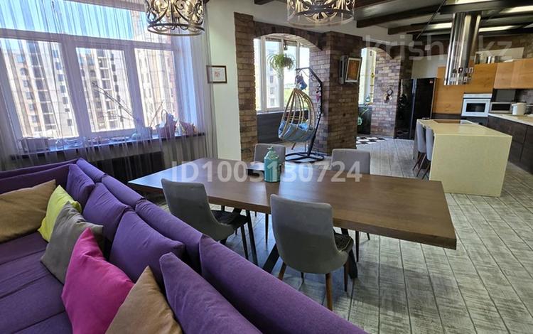4-бөлмелі пәтер · 110 м² · 4/8 қабат, Аманжолова 41 — ПАРК , Дворец Детства, Михайловка, бағасы: 117 млн ₸ в Караганде, Казыбек би р-н — фото 2