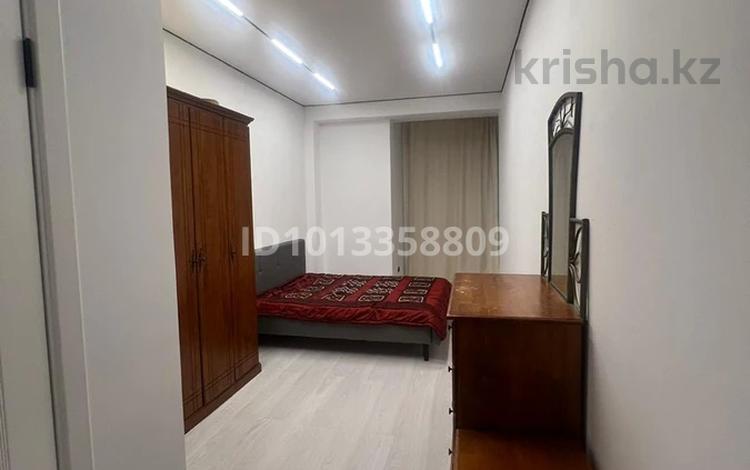 2-комнатная квартира · 73 м² · 4/6 этаж, Илтипат 49 за 300 000 ₸ в Алматы, Наурызбайский р-н — фото 2