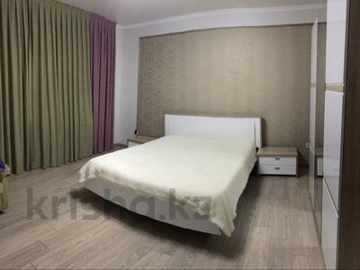 Сағатына пәтерлер в Алматы: 1-бөлмелі пәтер · 50 м² · 8/12 қабат, мкр Орбита-3, Рыскулбекова 28/1 — Рыскулбекова-Саина, бағасы: 2 500 〒 1-бөлмелі пәтер · 50 м² · 8/12 қабат, мкр Орбита-3, Рыскулбекова 28/1 — Рыскулбекова-Саина, бағасы: 2 500 〒 в Алматы, Бостандыкский р-н