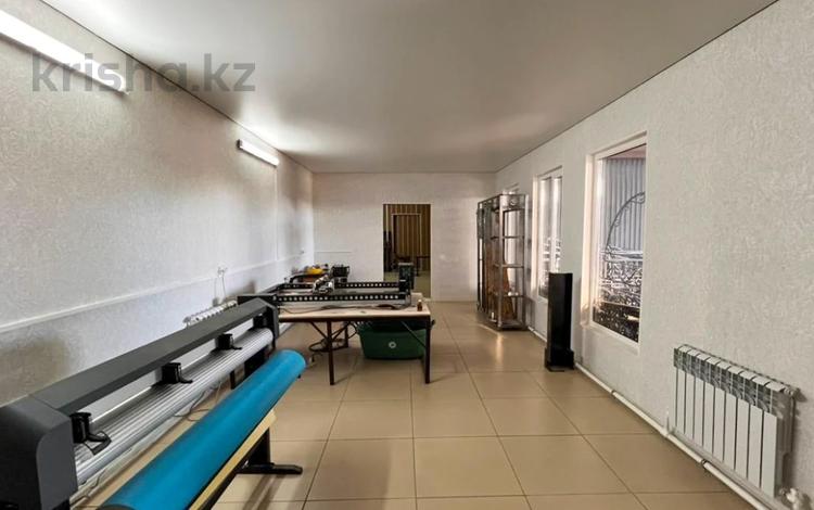 Кеңселер, дүкендер мен бутиктер, қоймалар · 90.3 м², бағасы: 42 млн ₸ в Жетысу обл. — фото 6
