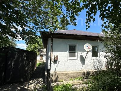Отдельный дом · 2 комнаты · 35 м² · 5.2 сот., Семипалатниская 8 за 8.4 млн 〒 в Усть-Каменогорске