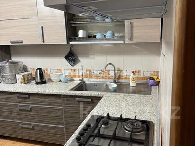 3-бөлмелі пәтер · 80 м² · 4/10 қабат, мкр Жетысу-3 13, бағасы: 350 000 ₸ в Алматы, Ауэзовский р-н