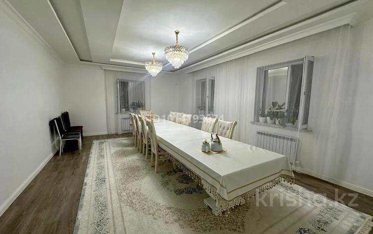 Отдельный дом · 4 комнаты · 222 м² · 8.2 сот., Конаева 36 — Мектепке жакын за 46 млн ₸ в Жамбылской обл., Байзак — фото 2