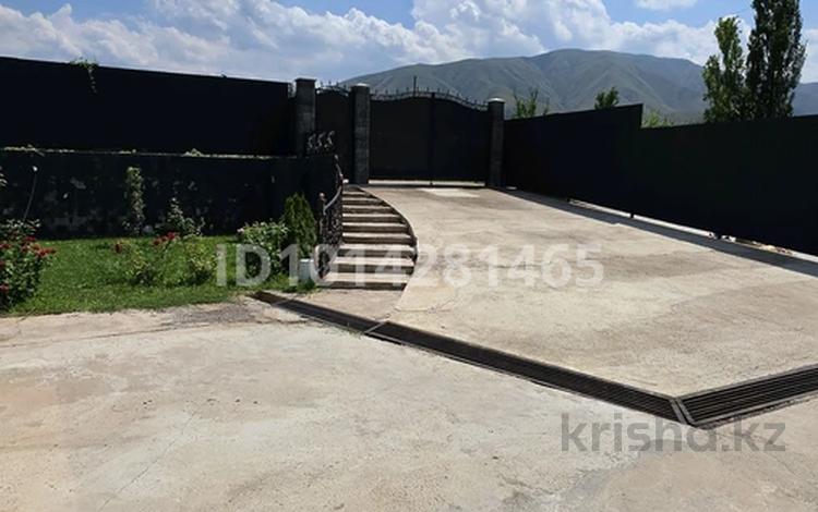Отдельный дом · 4 комнаты · 150 м² · 14 сот., Балдырган 41 — По центральной улице, за школой имени Жандосова. за 65 млн ₸ — фото 2