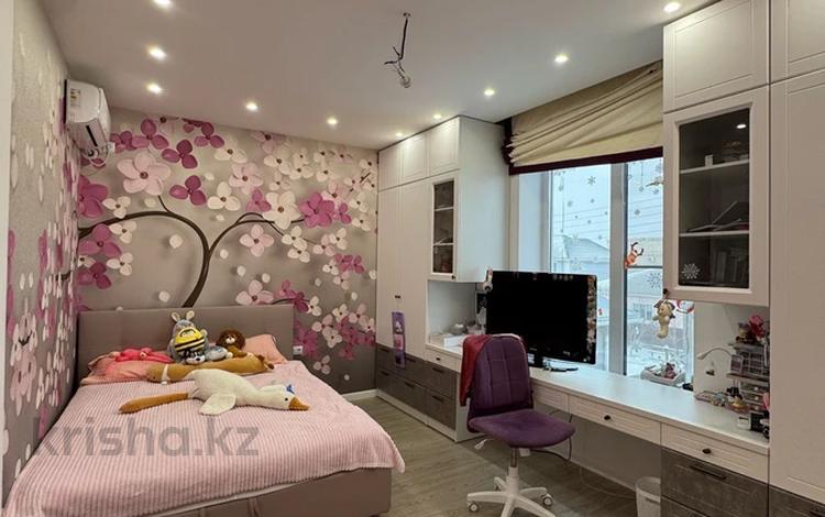 Отдельный дом · 7 комнат · 422 м² · 10 сот., мкр Атырау-2, 7 улица за ~ 88.9 млн 〒 в мкр	Атырау-2 — фото 29