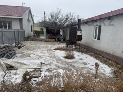 Отдельный дом · 4 комнаты · 150 м², мкр Мясокомбинат, Суегали Ыбраева 6 — Зале женской колоний, рядом с рынком Дина за 200 000 〒 в Атырау