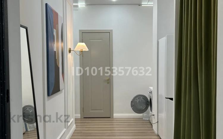 3-комнатная квартира · 67 м² · 14/20 этаж, Жургенова 17 за 370 000 ₸ в Астане, Сарайшык р-н — фото 2