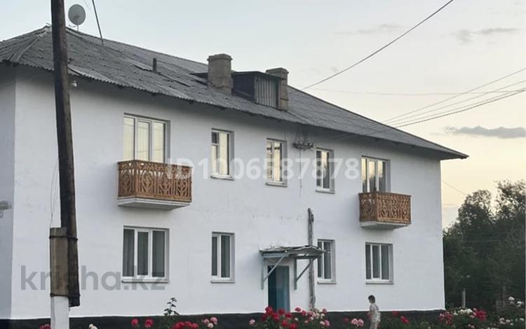 3-бөлмелі пәтер · 70 м² · 2/2 қабат, Шарипов, бағасы: 6 млн ₸ в Унгуртасе — фото 11