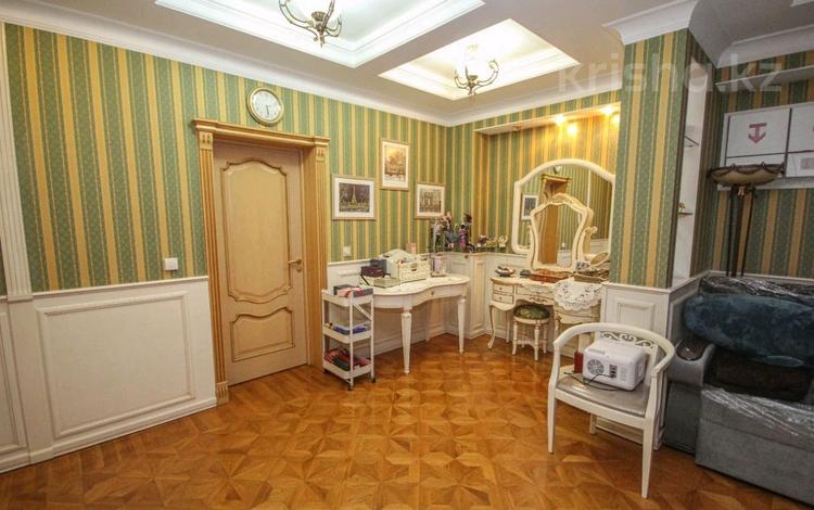 6-комнатная квартира · 402 м² · 15/16 этаж, мкр Керемет за 190 млн ₸ в Алматы, Бостандыкский р-н — фото 14