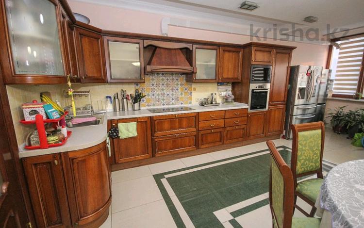 6-бөлмелі пәтер · 402 м² · 15/16 қабат, мкр Керемет, бағасы: 212 млн ₸ в Алматы, Бостандыкский р-н — фото 4