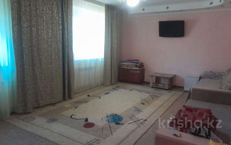 1-бөлмелі пәтер · 37.5 м² · 1/4 қабат, Кабанбай батыра 164, бағасы: 11 млн ₸ в Семее — фото 4