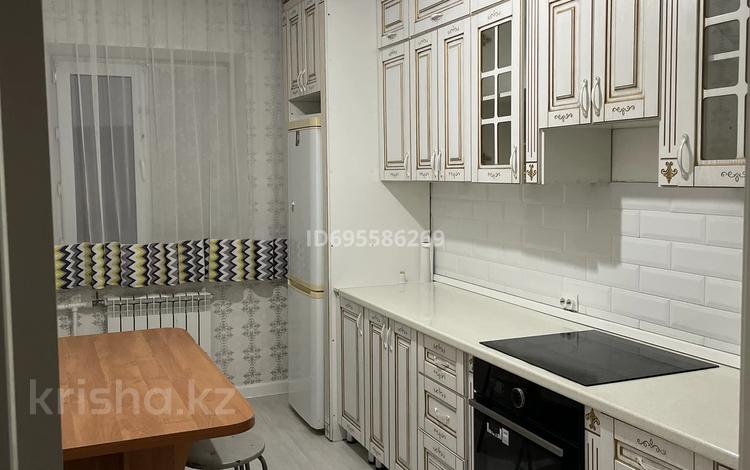 2-комнатная квартира · 60 м² · 3/5 этаж, Майкудук, Бирюзова 58 — Колос, Кузембаева за 130 000 ₸ в Караганде, Алихана Бокейханова р-н — фото 2