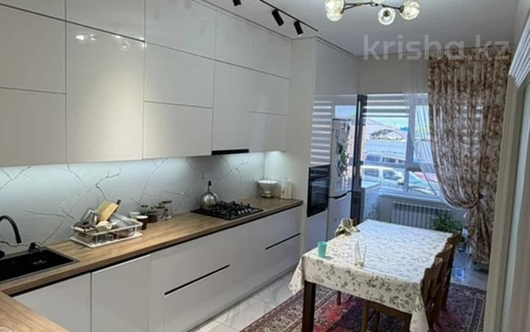 3-комнатная квартира · 103.6 м² · 1/3 этаж, Евразииская 44 за 57.5 млн ₸ в Уральске — фото 2