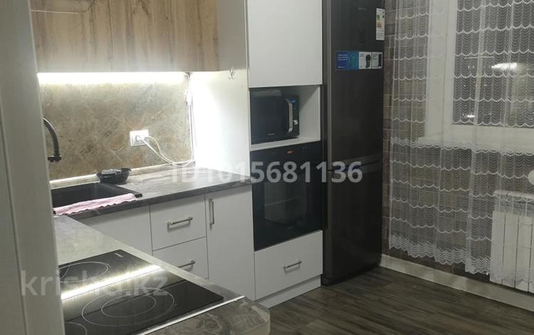 2-комнатная квартира · 60 м² · 19/22 этаж, Роза Багланова 6 за 36 млн ₸ в Астане, Нура р-н — фото 2