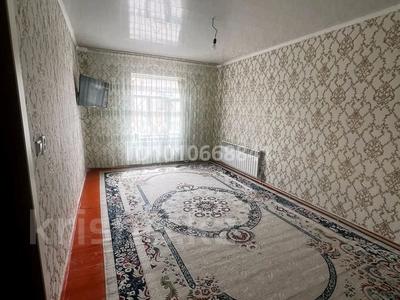 Жеке үй · 3 бөлме · 80 м² · 13 жүзд., Кокбайрак 68 — Ортақ, бағасы: 16 млн ₸ в Туркестане