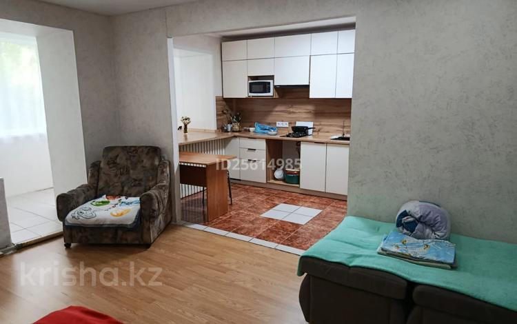 3-комнатная квартира · 67 м² · 1/2 этаж, Мерей 22 за 25 000 ₸ в Бурабае — фото 71