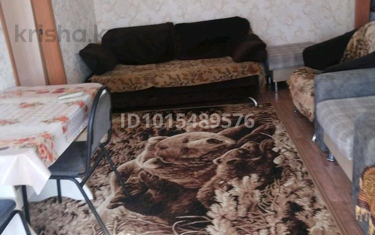 4-комнатная квартира · 61.3 м² · 3/5 этаж, Мкр. 6 9 — Дом 10 за 15 000 ₸ в Житикаре — фото 2