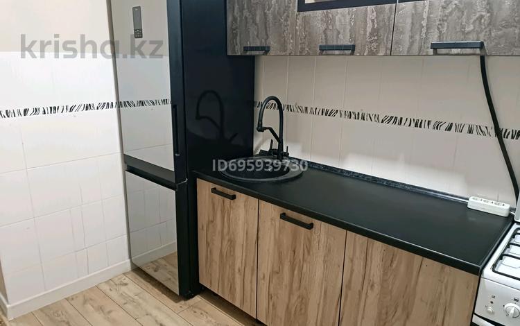 1-комнатная квартира · 34 м² · 1/5 этаж, мкр Юго-Восток, Мкр Юго-Восток, 27й микрорайон 8 — Язева Университетская за 160 000 ₸ в Караганде, Казыбек би р-н — фото 5