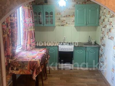 2-бөлмелі пәтер · 48 м² · 2/5 қабат, Карл Маркса 44а — Дом находится за отделом полиции, бағасы: ~ 6 млн ₸ в Шахтинске
