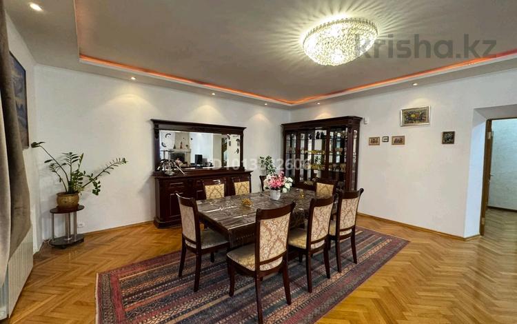 Дом · 8 комнат · 350 м², мкр Ерменсай, Торангы 2 за 100 000 ₸ в Алматы, Бостандыкский р-н — фото 2