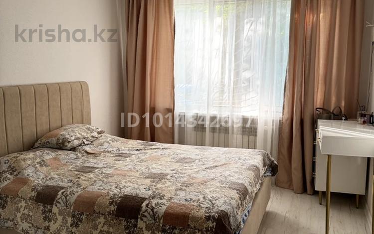 2-комнатная квартира · 44 м² · 1/5 этаж, мкр 5, Молдагулова — Вечного огня, по Молдагулова за 14.5 млн ₸ в Актобе — фото 2
