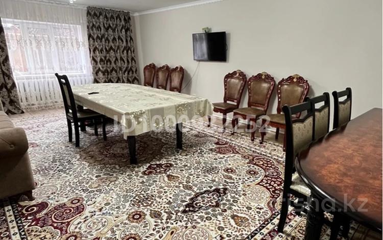 Отдельный дом · 4 комнаты · 130 м² · 10 сот., Жиенбаева за 28 млн 〒 в Актобе — фото 2