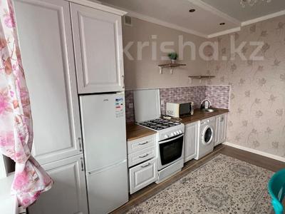 1-комнатная квартира, 43 м², 6/9 этаж, мкр. Алтын орда, Ораз Татеулы за 16 млн 〒 в Актобе, мкр. Алтын орда