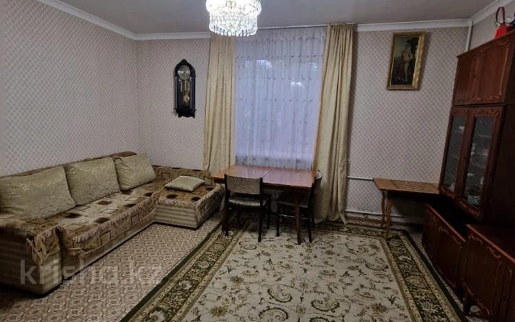 3-комнатная квартира, 73 м², 3/3 этаж помесячно, Каюма мухамедханова 33 за 200 000 〒 в Семее — фото 15