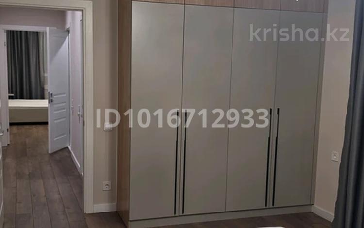 3-комнатная квартира · 110 м² · 11/12 этаж, Торекулова 93 за 700 000 ₸ в Алматы — фото 2