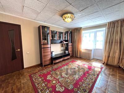 3-бөлмелі пәтер · 61 м² · 4/5 қабат, мкр Михайловка , Крылова 32, бағасы: 26 млн ₸ в Караганде, Казыбек би р-н